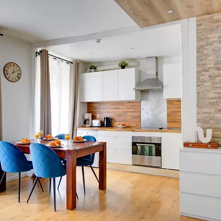 Bnbnova - Eiffel Tower & Champ De Mars Apartament