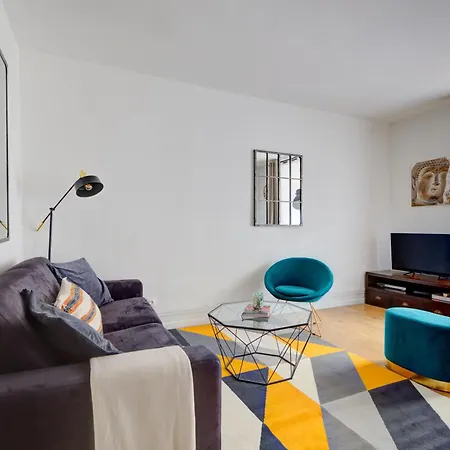 Apartament Bnbnova - Eiffel Tower & Champ De Mars Paryż