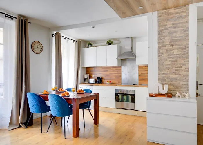 Bnbnova - Eiffel Tower & Champ De Mars Apartmán