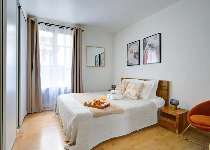 Bnbnova - Eiffel Tower & Champ De Mars * Párizs