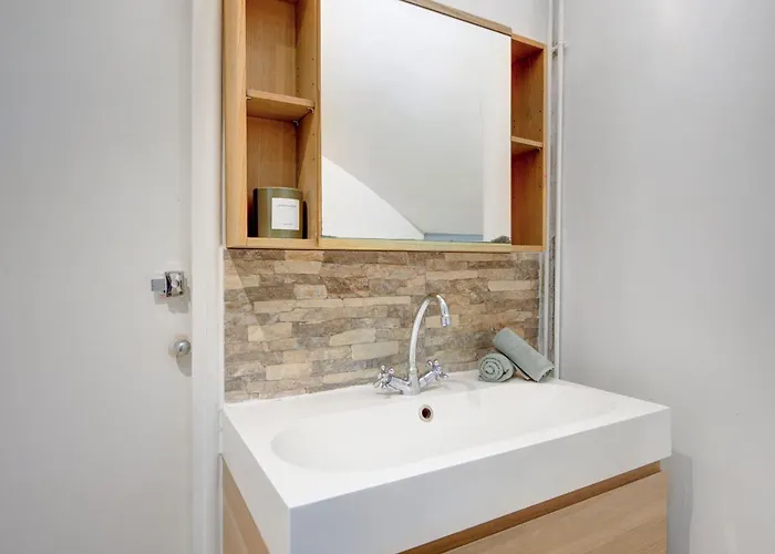 Bnbnova - Eiffel Tower & Champ De Mars